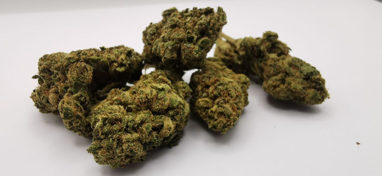 Wedding Cake 4% CBD <0.2 %THC Loose hemp tea (ITALIAN GROWN) - H Town Hemp